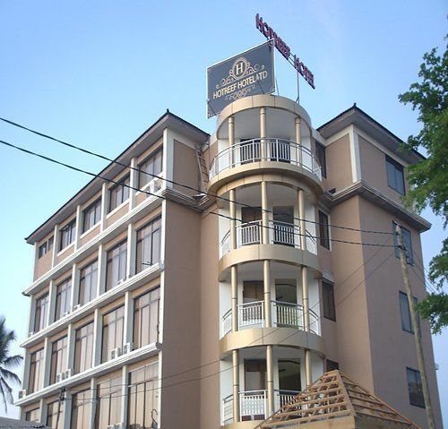 Hotreef Airport Hotel Dar es Salaam Exterior photo